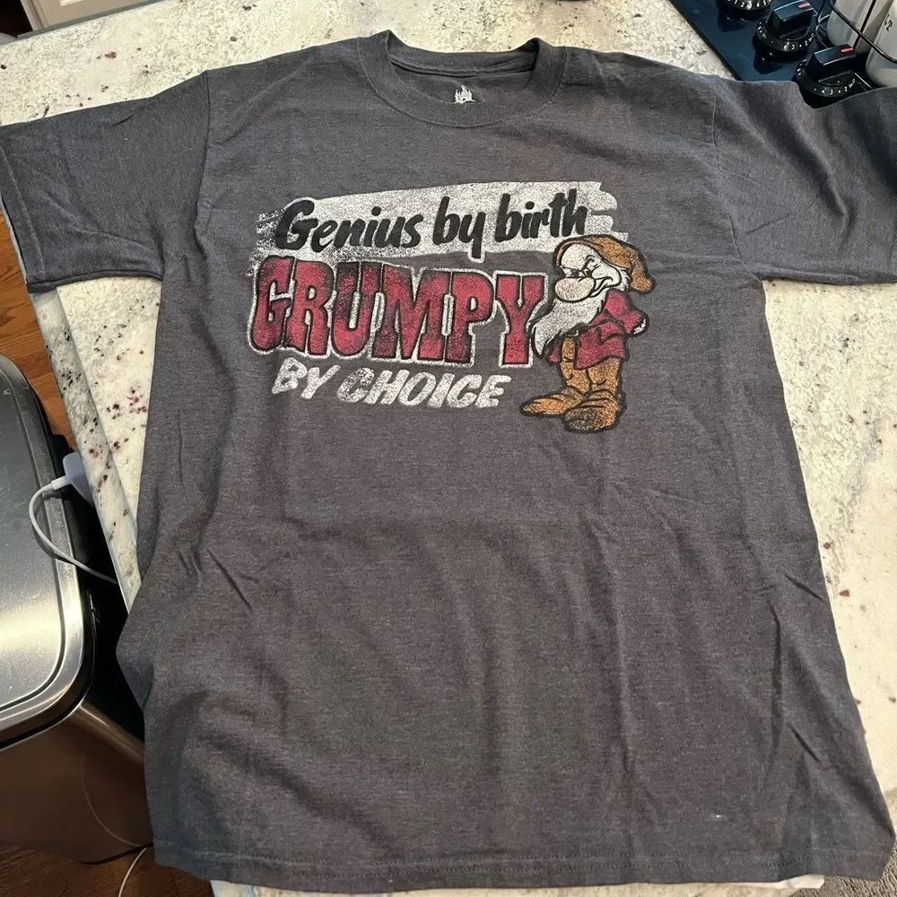 Disney Parks Grumpy by Nature Gray T-Shirt sz M